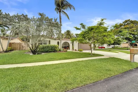 10544 NW 4th Street Plantation FL 33324