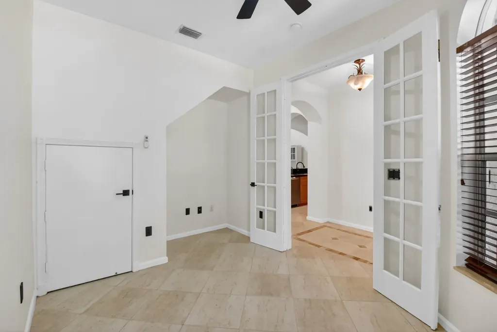 6421 Bella Circle Boynton Beach FL 33437