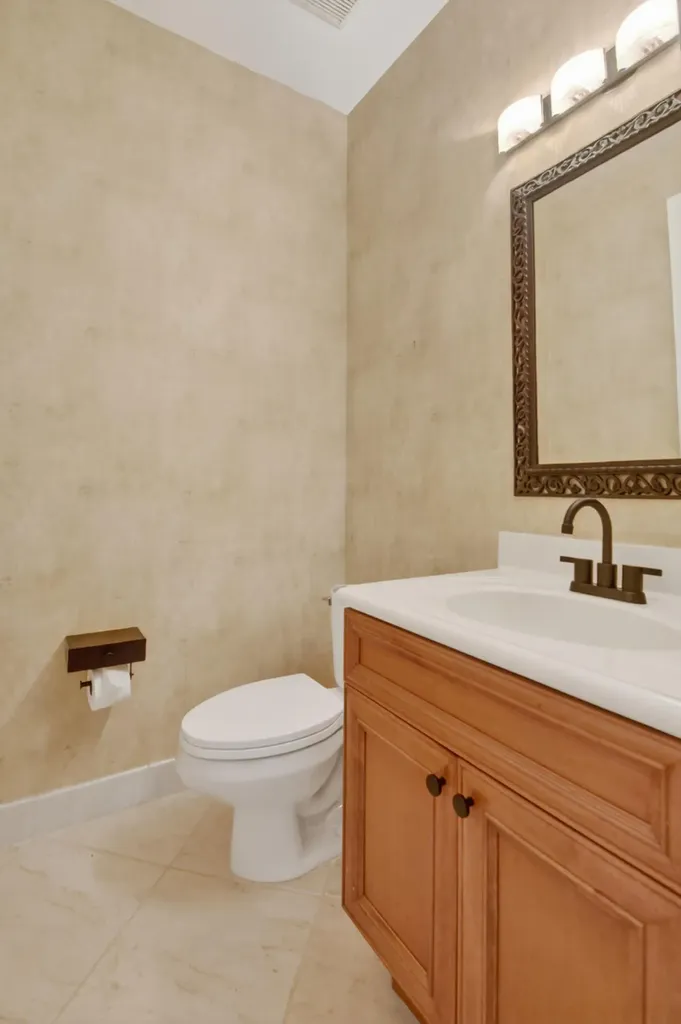 6421 Bella Circle Boynton Beach FL 33437