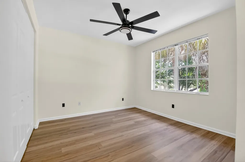 6421 Bella Circle Boynton Beach FL 33437