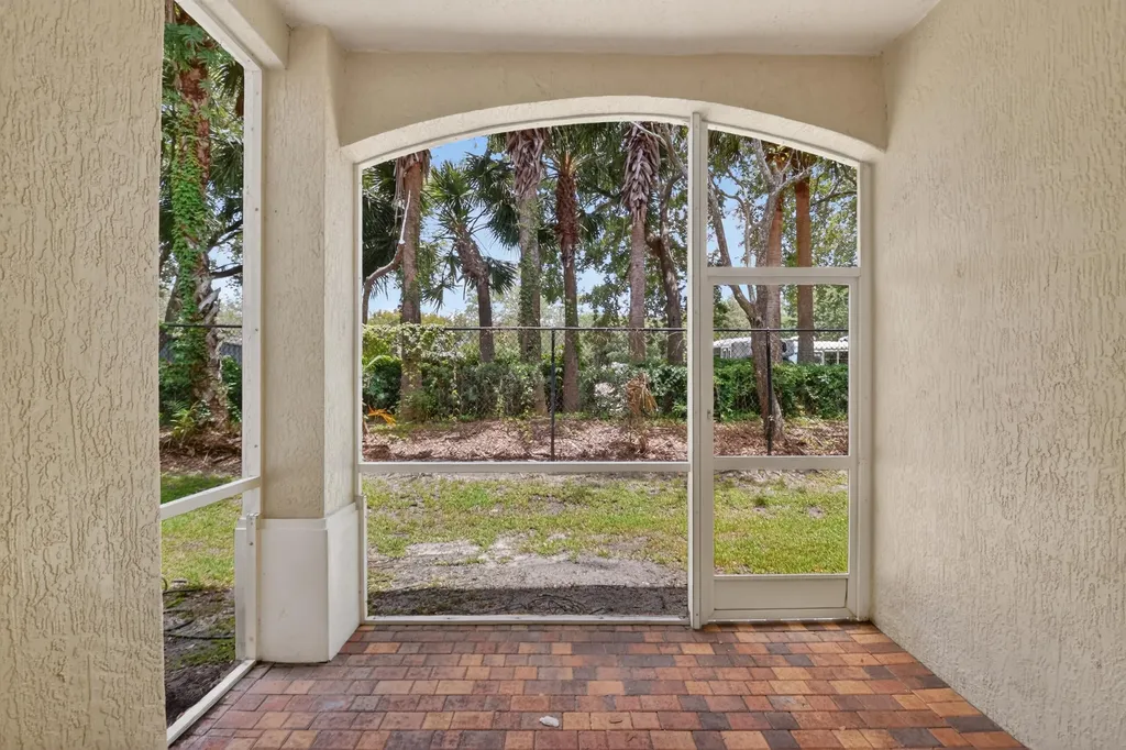 6421 Bella Circle Boynton Beach FL 33437