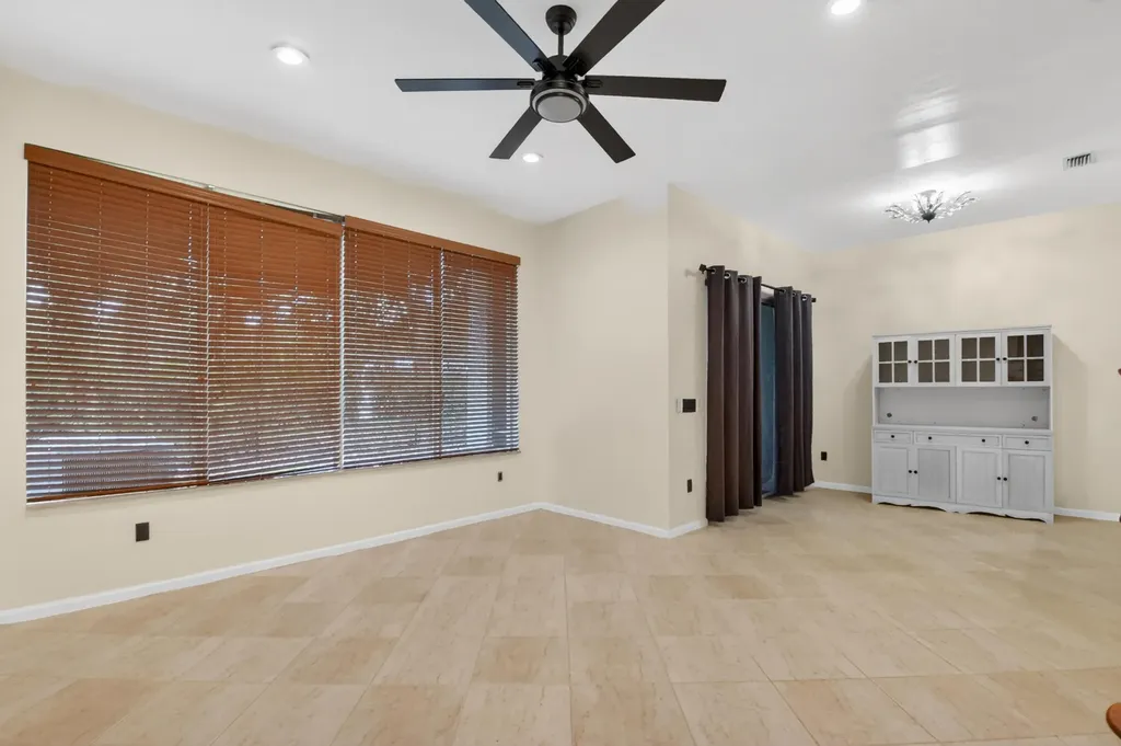 6421 Bella Circle Boynton Beach FL 33437