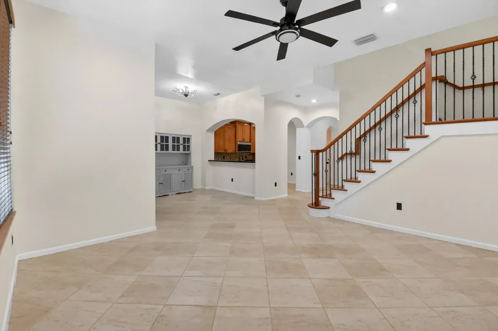 6421 Bella Circle Boynton Beach FL 33437