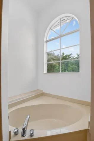 6421 Bella Circle Boynton Beach FL 33437