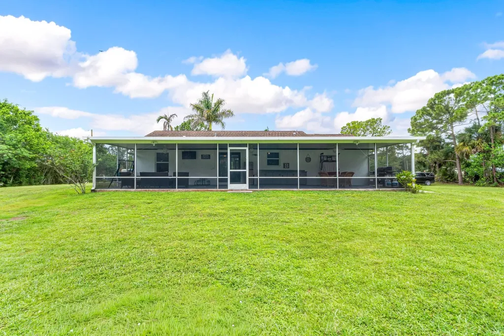 13785 62nd Court N West Palm Beach FL 33412