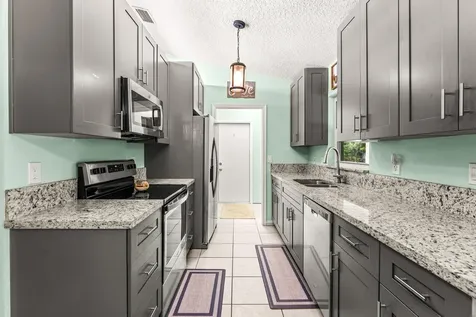 13785 62nd Court N West Palm Beach FL 33412