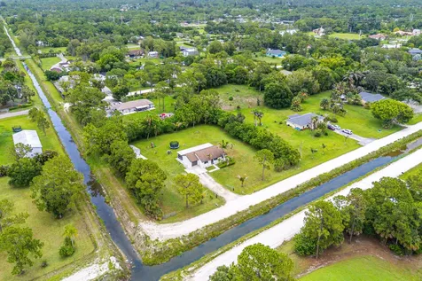13785 62nd Court N West Palm Beach FL 33412