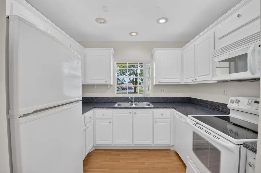5114 Lakefront Boulevard Delray Beach FL 33484