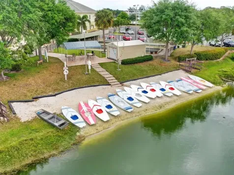 124 E Andover E West Palm Beach FL 33417