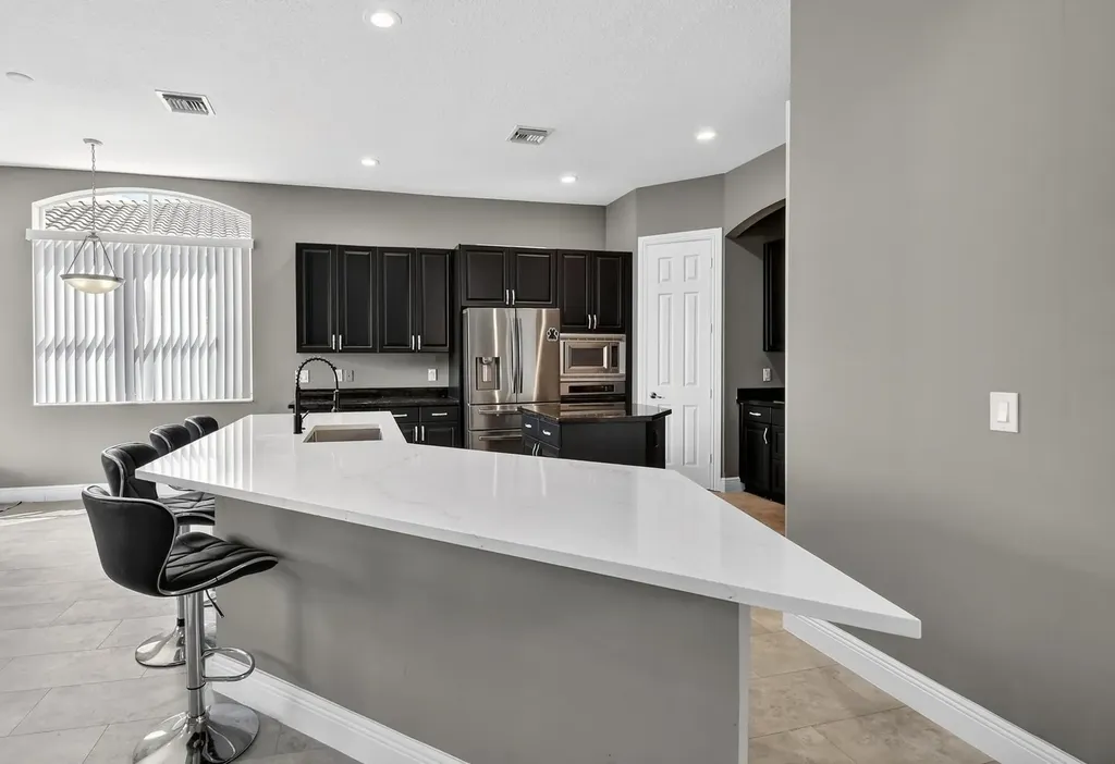 6899 Houlton Circle Lake Worth FL 33467