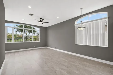 6899 Houlton Circle Lake Worth FL 33467