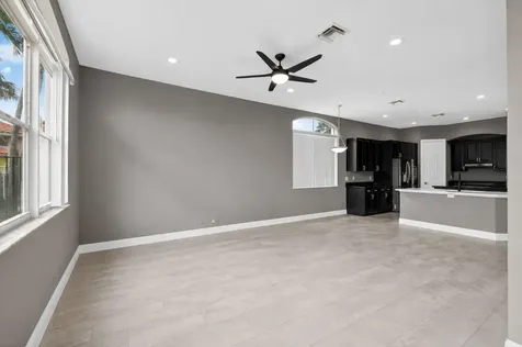 6899 Houlton Circle Lake Worth FL 33467