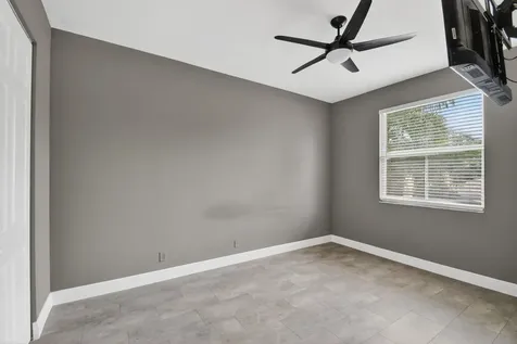 6899 Houlton Circle Lake Worth FL 33467