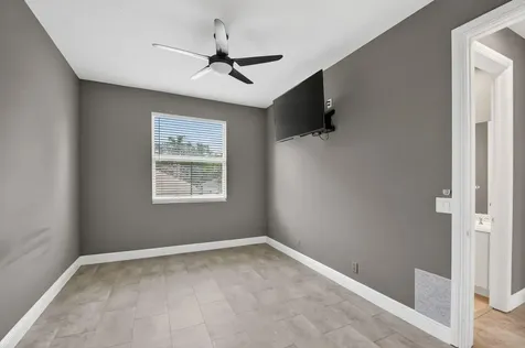6899 Houlton Circle Lake Worth FL 33467
