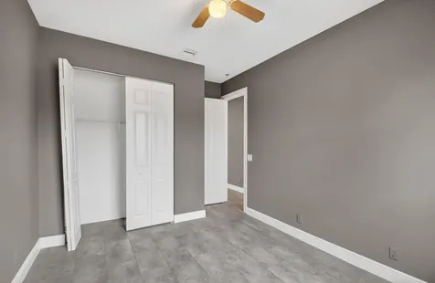 6899 Houlton Circle Lake Worth FL 33467