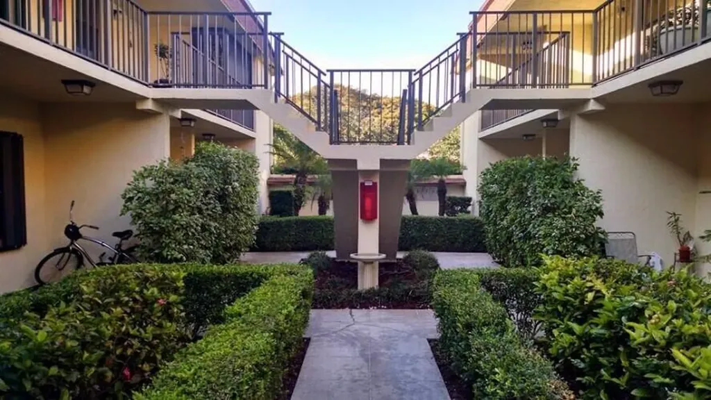 120 N M Street Lake Worth Beach FL 33460