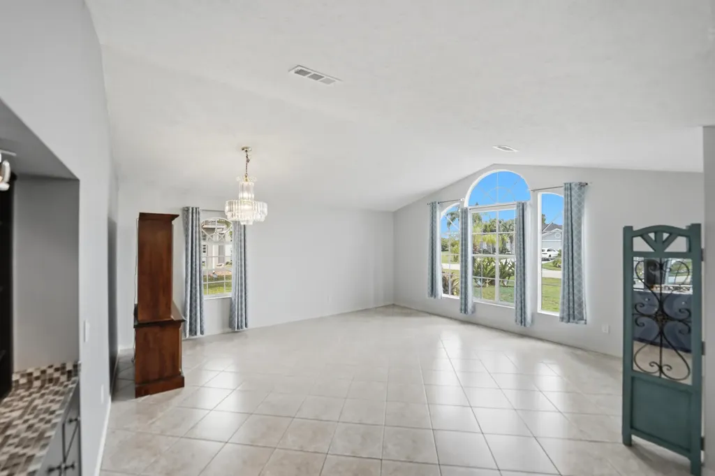 3398 SE East Snow Road Port St Lucie FL 34984