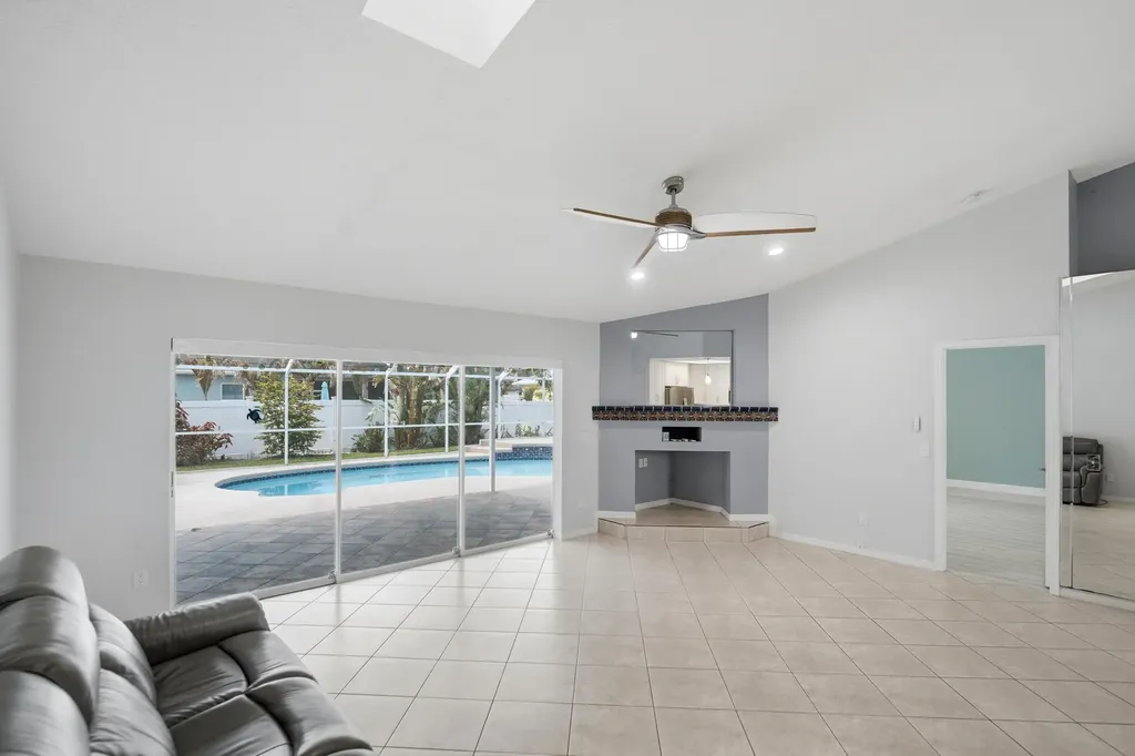 3398 SE East Snow Road Port St Lucie FL 34984