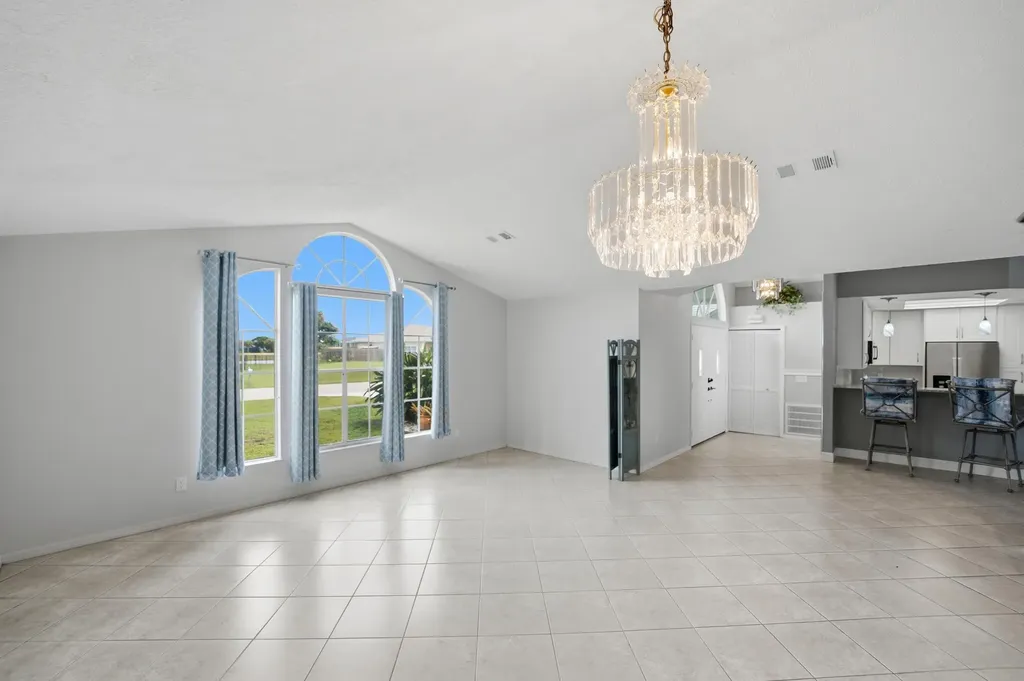 3398 SE East Snow Road Port St Lucie FL 34984