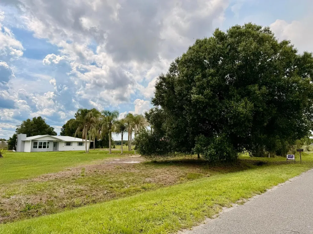 15395 NW 30th Terrace Okeechobee FL 34972