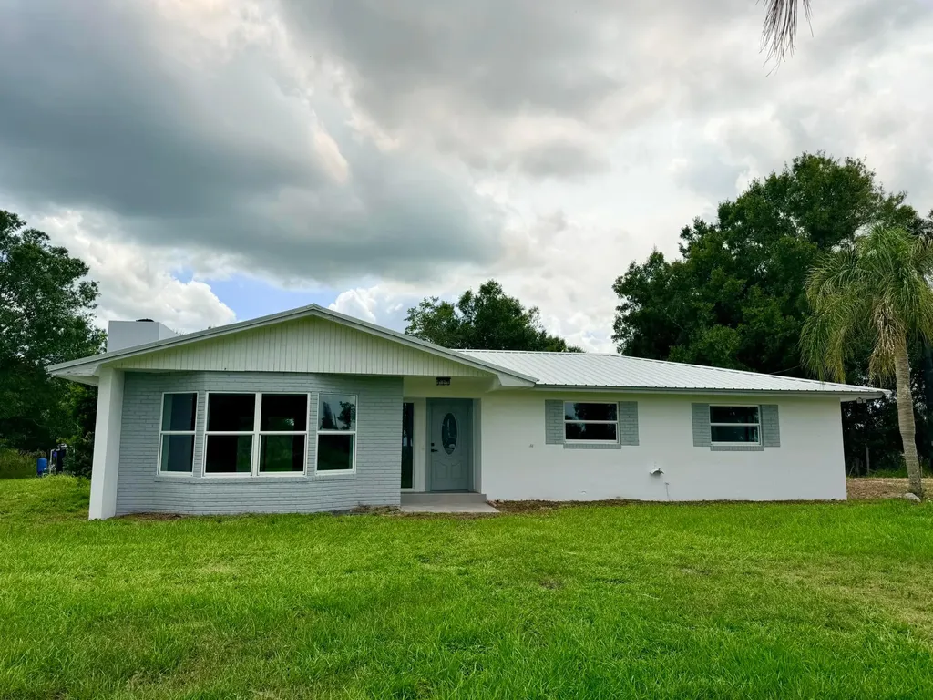 15395 NW 30th Terrace Okeechobee FL 34972