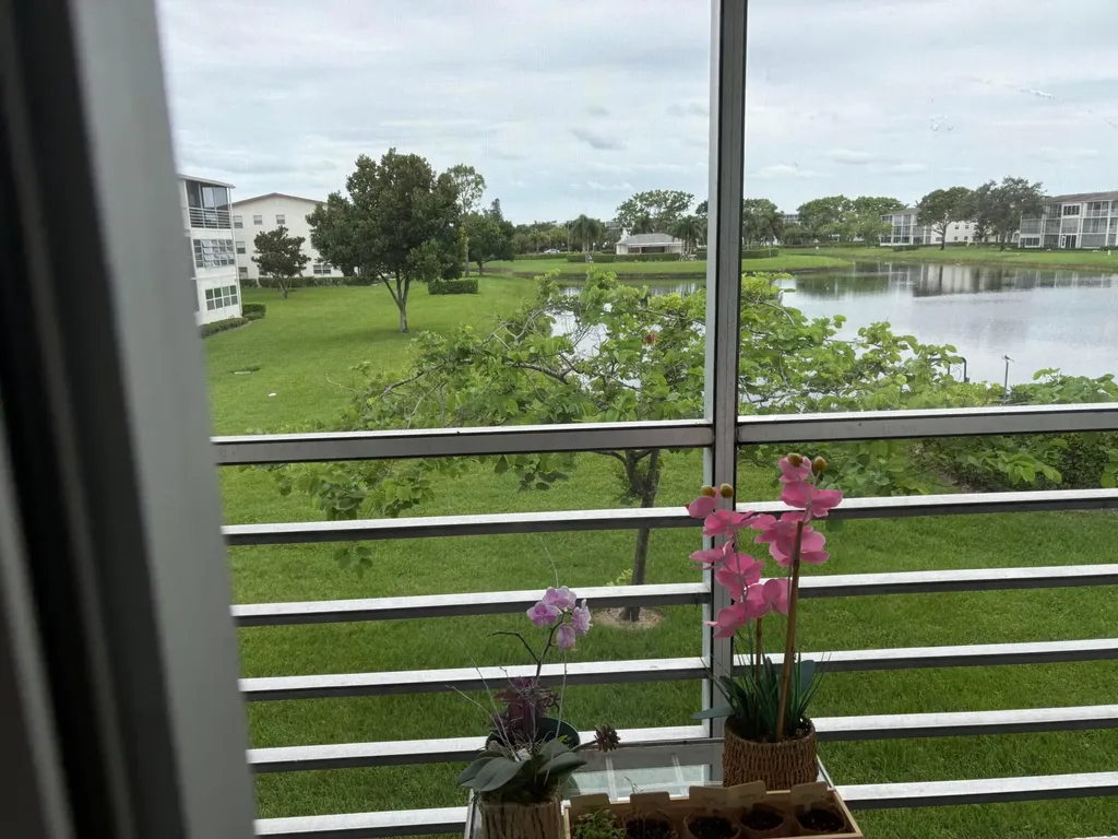 314 Preston H Boca Raton FL 33434
