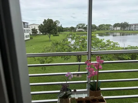 314 Preston H Boca Raton FL 33434