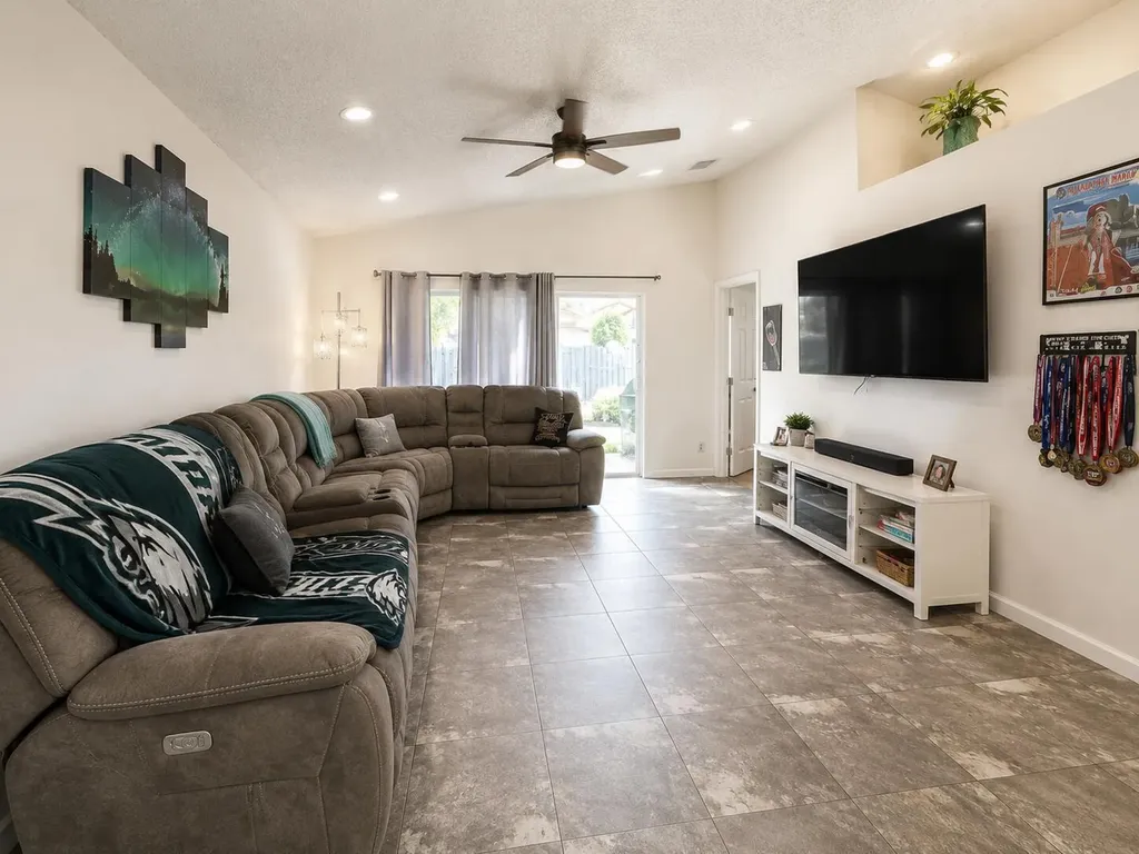 7063 Middlebury Drive Boynton Beach FL 33436