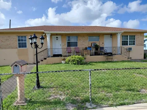 5749-5753 Grant Street Hollywood FL 33021