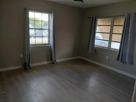 5749-5753 Grant Street Hollywood FL 33021