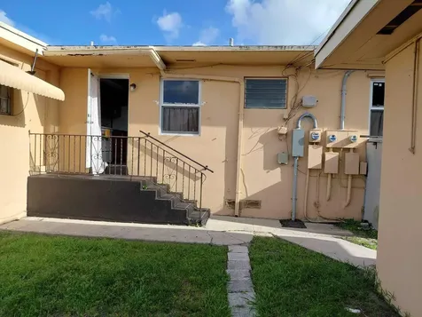 5749-5753 Grant Street Hollywood FL 33021