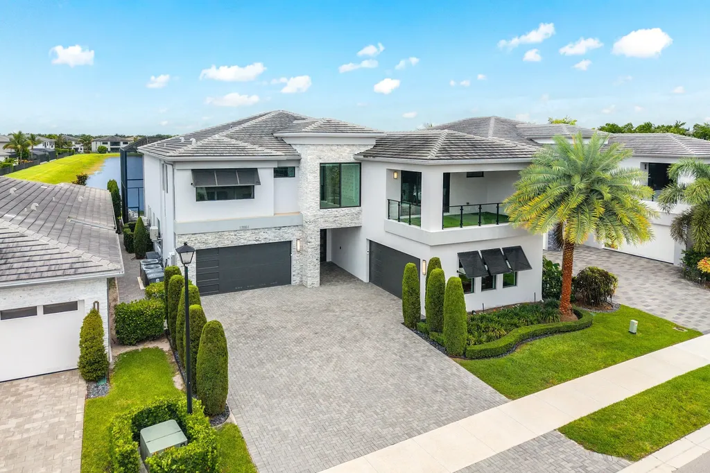 17051 Five Waters Avenue Boca Raton FL 33496
