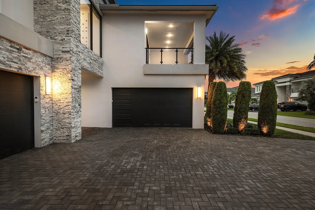 17051 Five Waters Avenue Boca Raton FL 33496