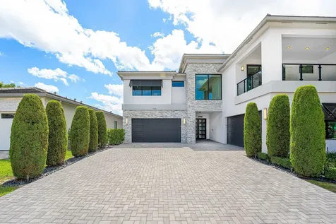 17051 Five Waters Avenue Boca Raton FL 33496