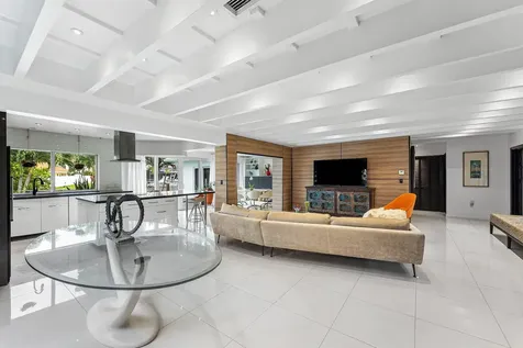 5660 Nassau Drive Boca Raton FL 33487