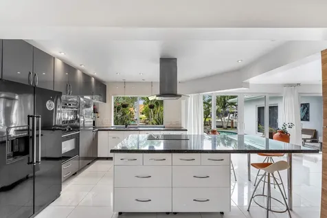 5660 Nassau Drive Boca Raton FL 33487