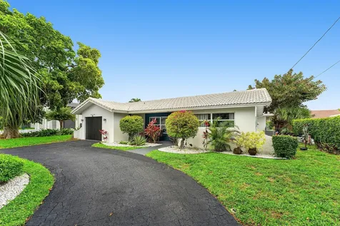 5660 Nassau Drive Boca Raton FL 33487