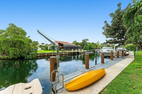 5660 Nassau Drive Boca Raton FL 33487