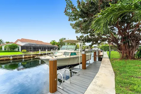5660 Nassau Drive Boca Raton FL 33487