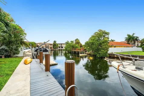 5660 Nassau Drive Boca Raton FL 33487