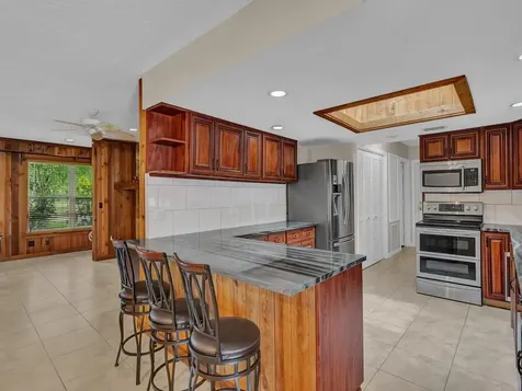 725 SW 4th Avenue Avenue SW Vero Beach FL 32962