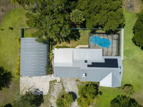 725 SW 4th Avenue Avenue SW Vero Beach FL 32962