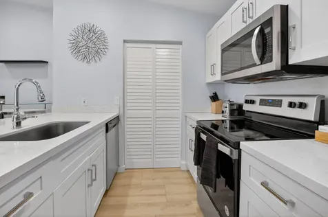 22270 Pineapple Walk Drive Boca Raton FL 33433