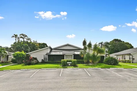 4383 Willow Pond Circle West Palm Beach FL 33417