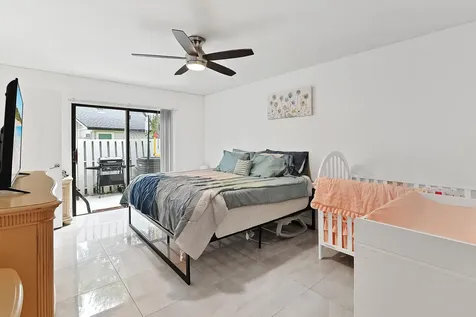 4383 Willow Pond Circle West Palm Beach FL 33417