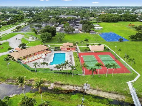 4383 Willow Pond Circle West Palm Beach FL 33417