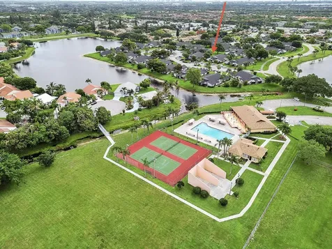 4383 Willow Pond Circle West Palm Beach FL 33417