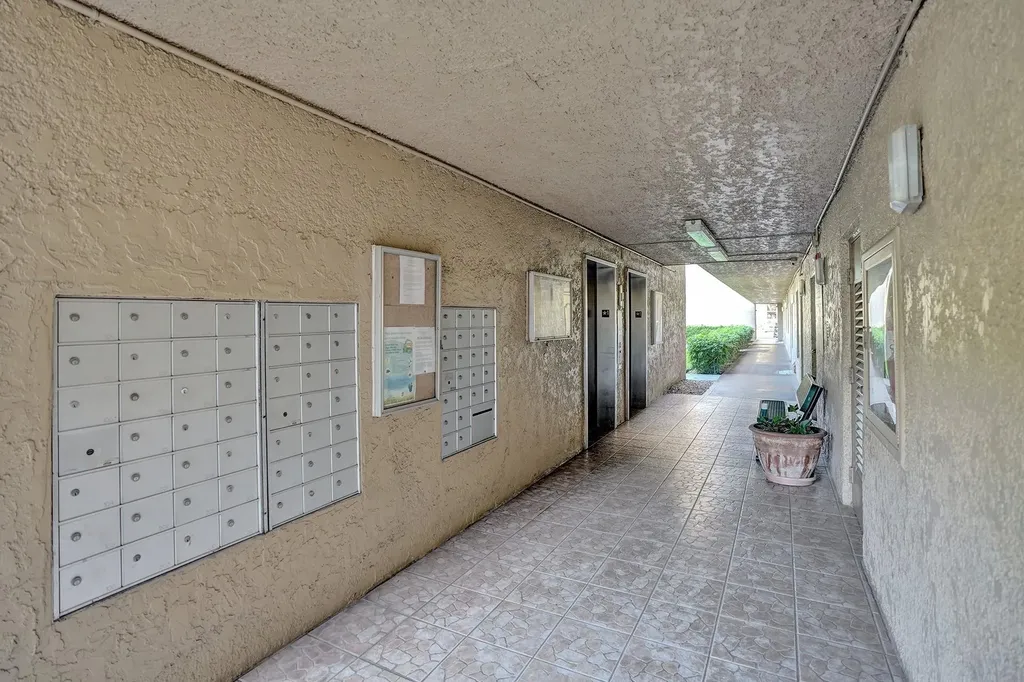 4550 NW 18th Avenue Deerfield Beach FL 33064