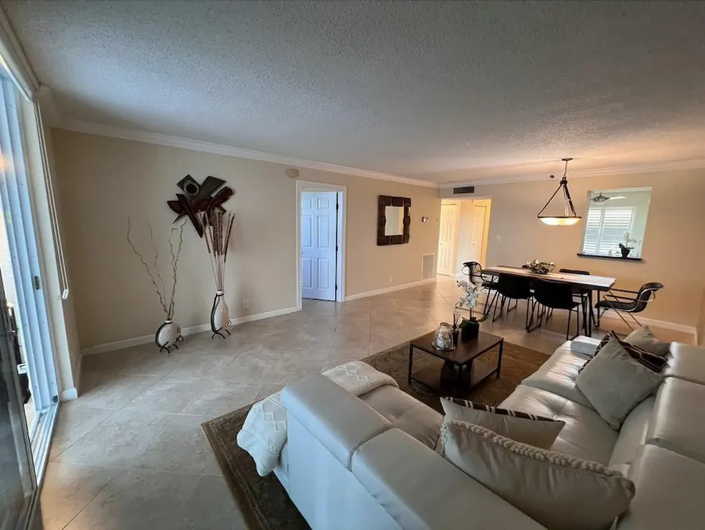 4550 NW 18th Avenue Deerfield Beach FL 33064