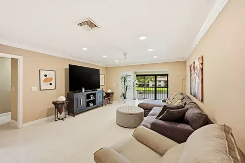 21757 Arriba Real Boca Raton FL 33433